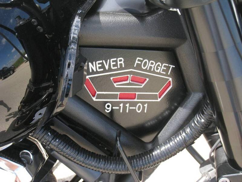 Motorcycle Fuel Tank — Black, Solemn
