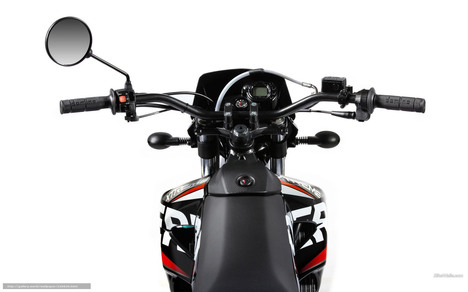 motorcycle handlebar view