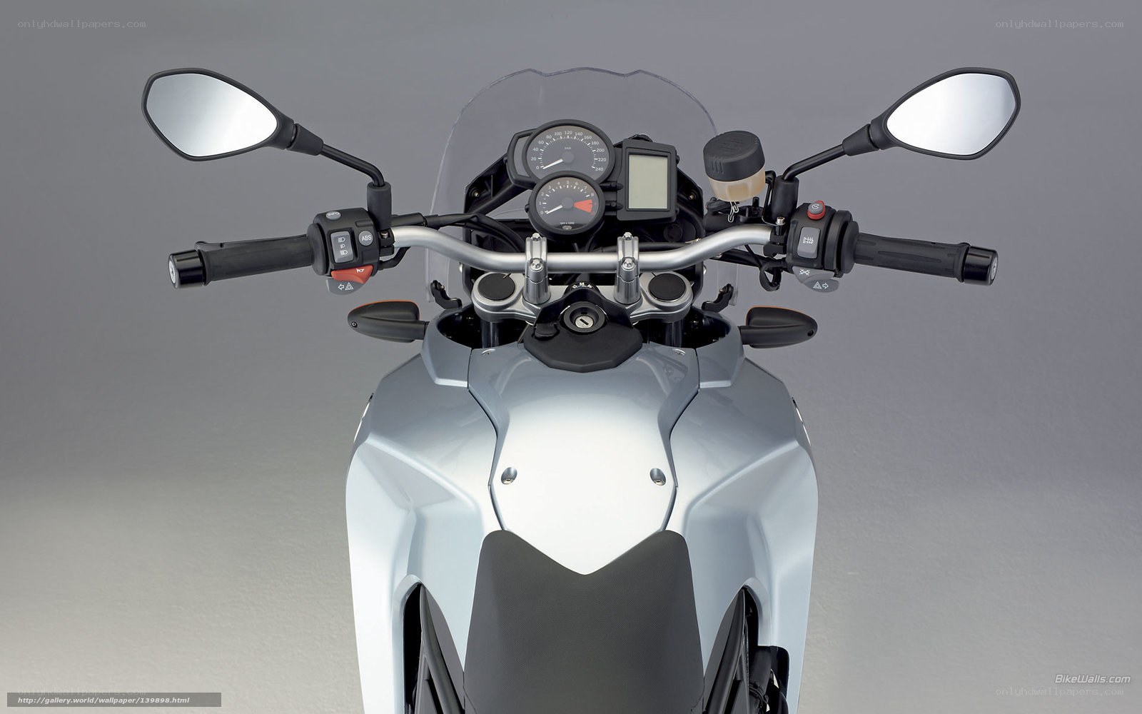 motorcycle handlebar view