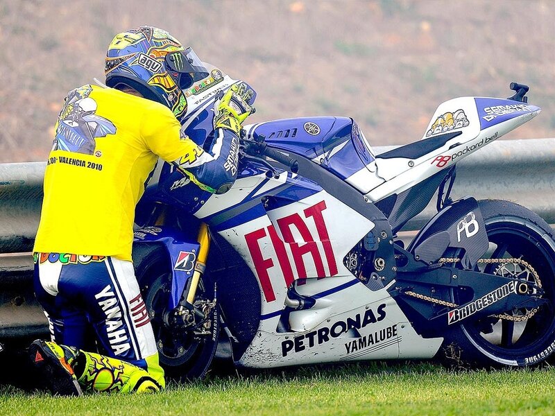 Motorcycle Racer Kneeling — Blue