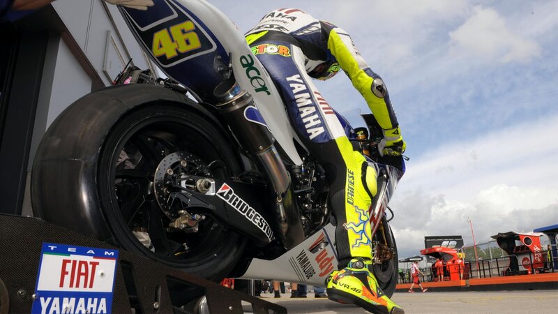 Motorcycle Racer on Bike — Blue, Focused