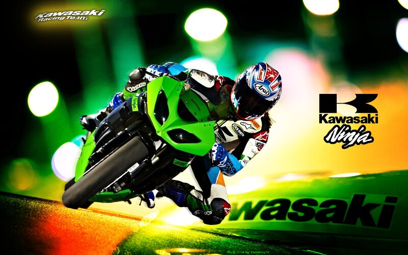 Motorcycle Racer on Track — Green, Dynamic, Night
