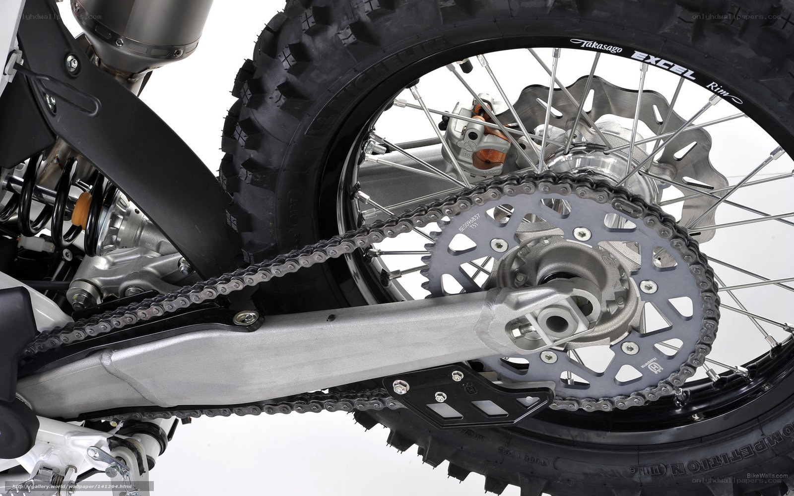 motorcycle rear wheel and chain