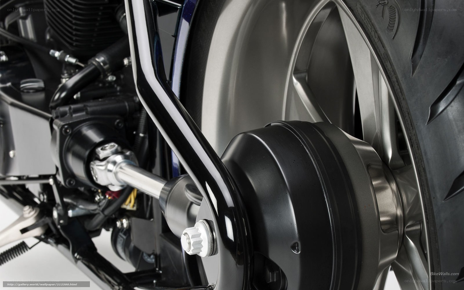 motorcycle rear wheel assembly