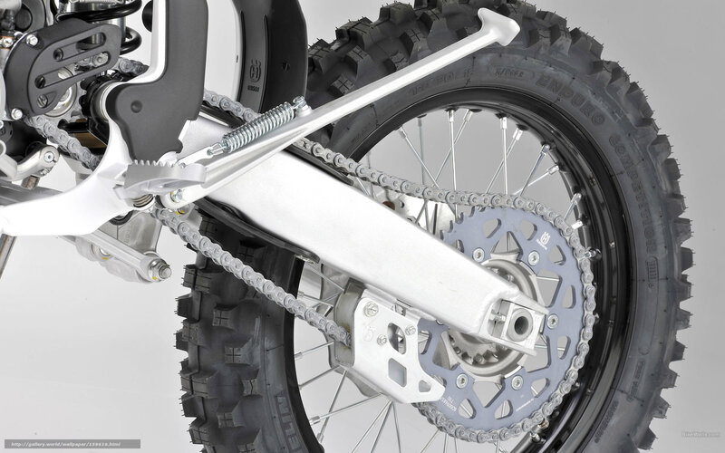 Motorcycle Rear Wheel — Silver, Neutral, Photograph, Chain, Sprocket