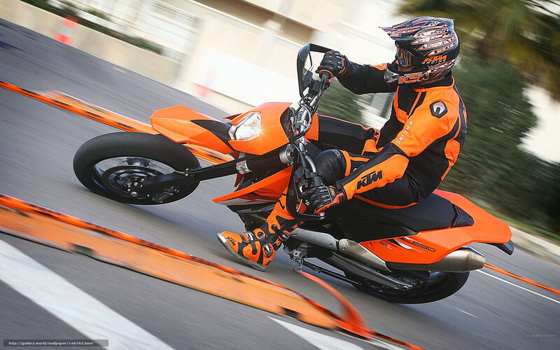 Motorcycle Rider on Track — Orange, Dynamic
