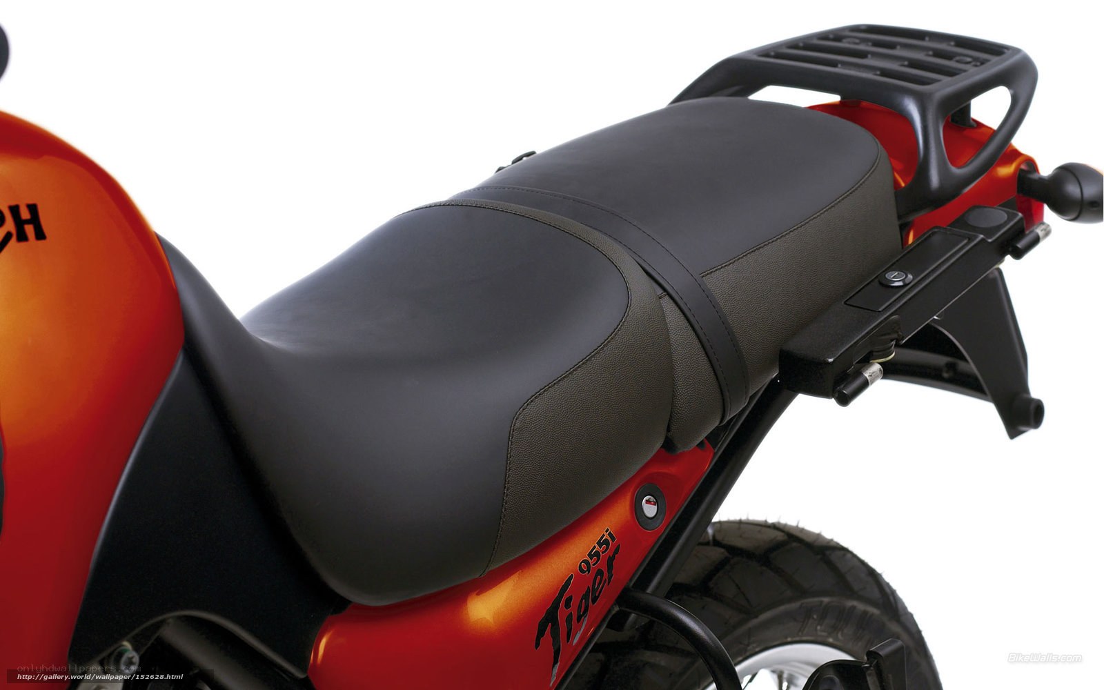motorcycle seat and luggage rack
