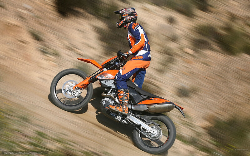 motorcyclist on dirt bike