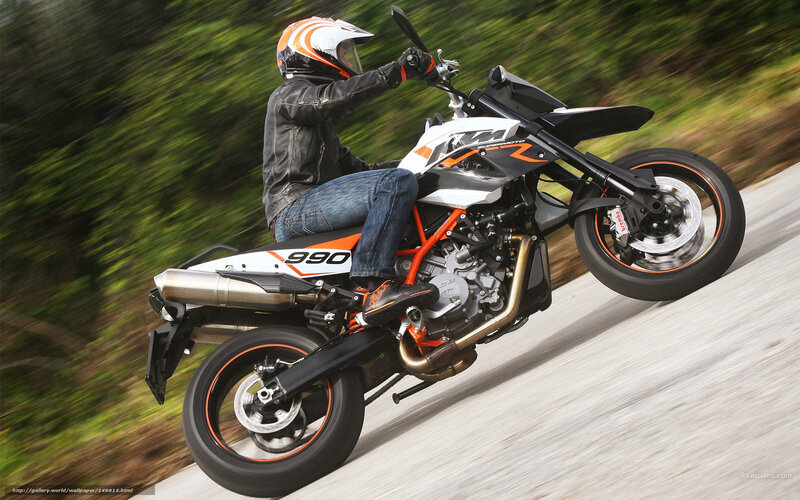 Motorcyclist on KTM 990