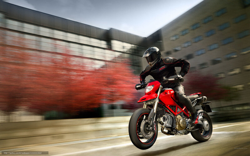 Motorcyclist on Red Bike — Dynamic, Autumn