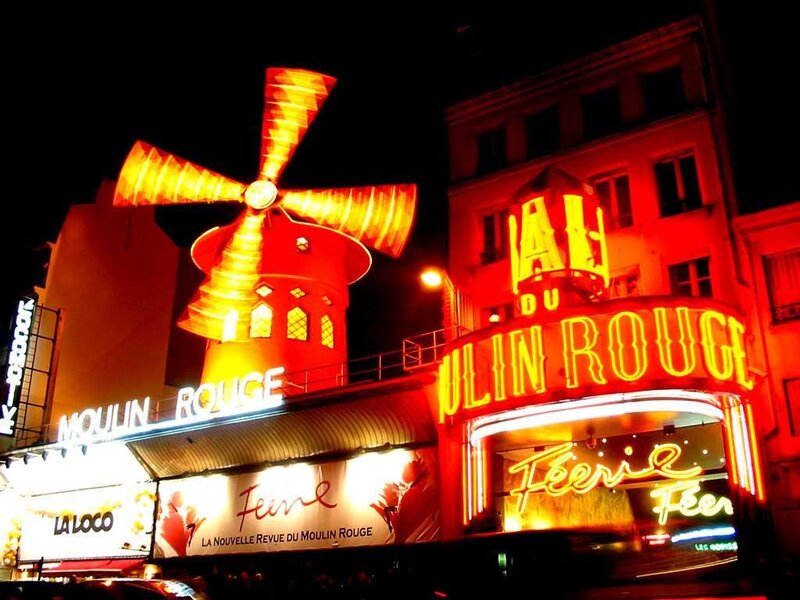 Moulin Rouge at night