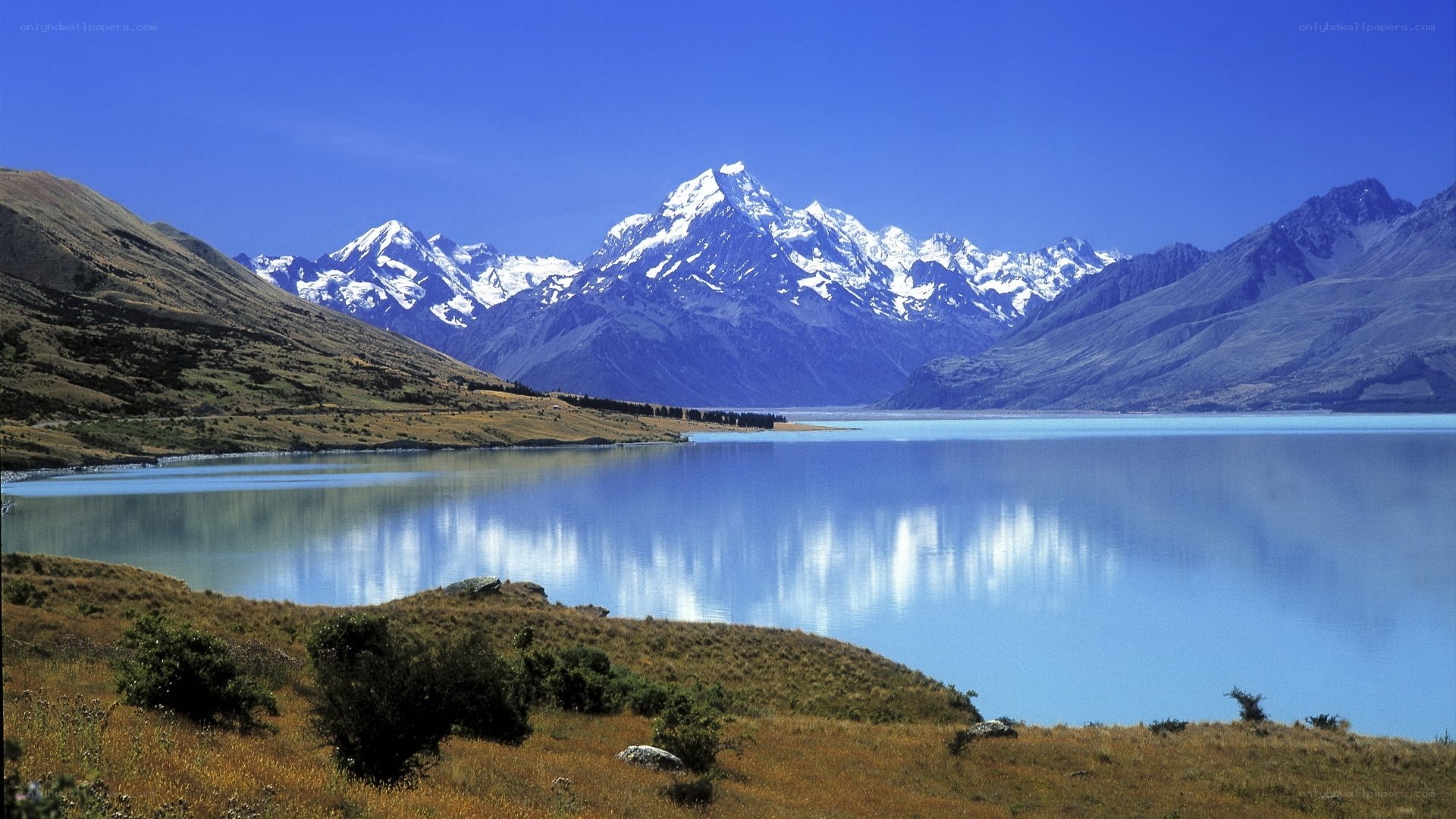 Mount Cook and Lake Pukaki