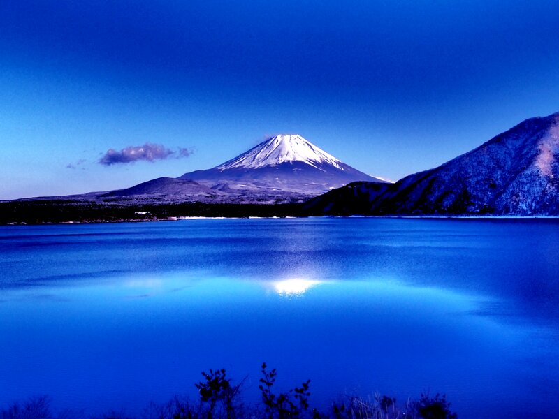 Mount Fuji and Lake — Blue, Serene