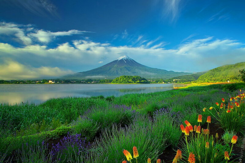 Mount Fuji and Lake — Blue