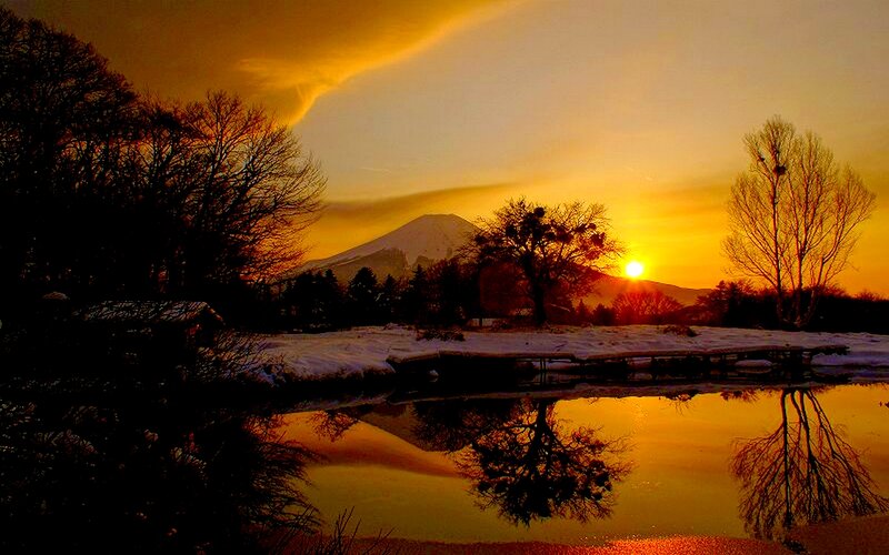 Mount Fuji at Sunset — Orange, Serene