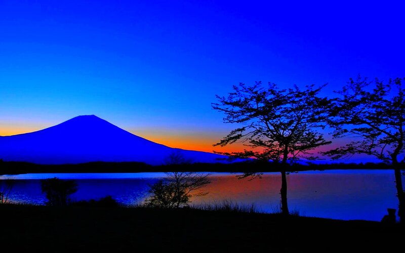 Mount Fuji Silhouette — Blue
