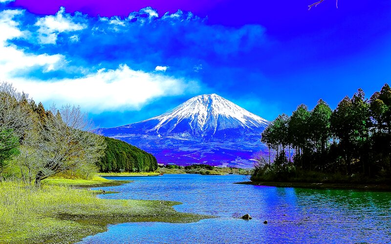Mount Fuji with Lake