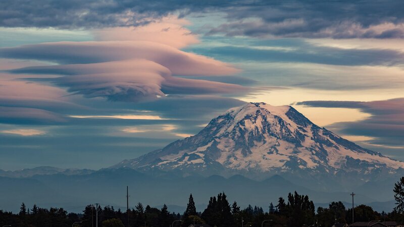 Mount Rainier with Lenticular Clouds — Blue