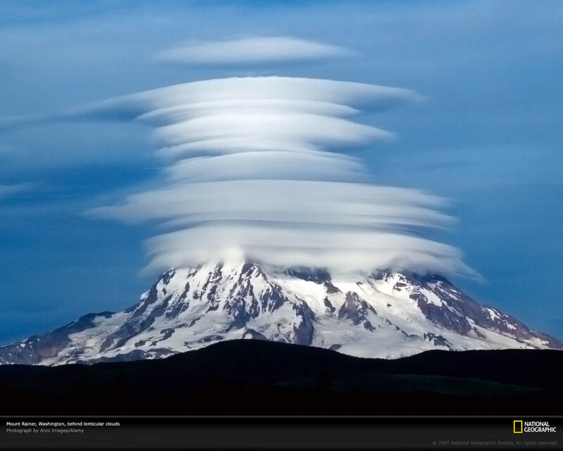 Mount Rainier with lenticular clouds