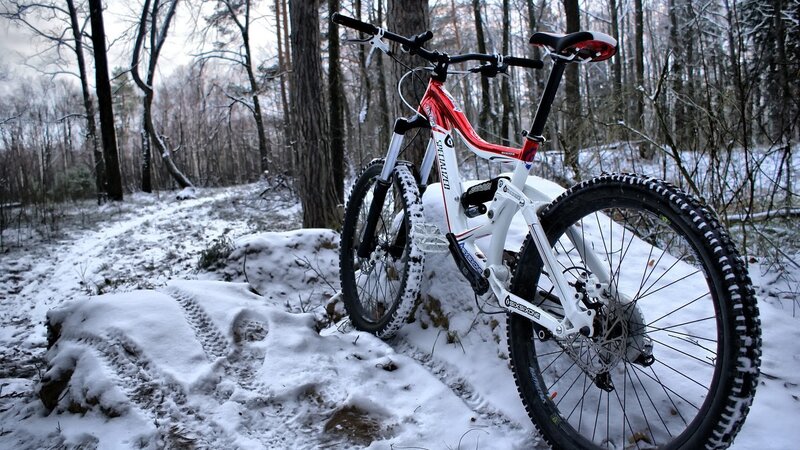 Mountain Bike in Snow — White, Serene