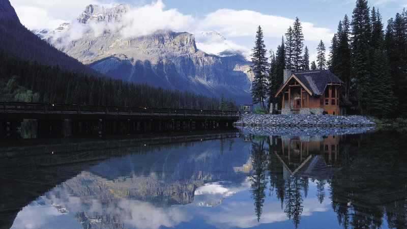 Mountain cabin by a lake
