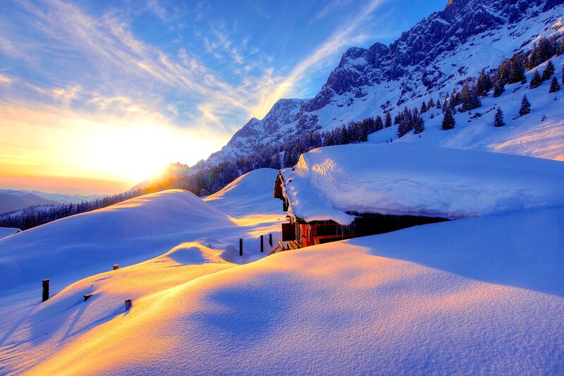 Mountain Cabin in Snow — Blue