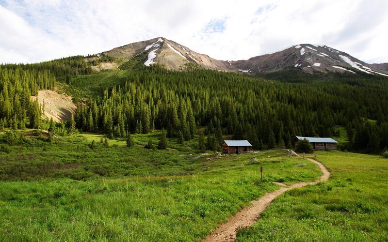 Mountain Cabins in Valley