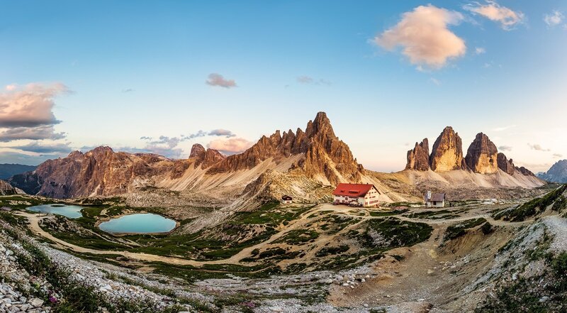 Mountain Hut in Alpine Valley — Blue, Serene