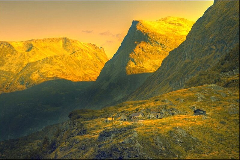 Mountain Huts at Sunset — Gold