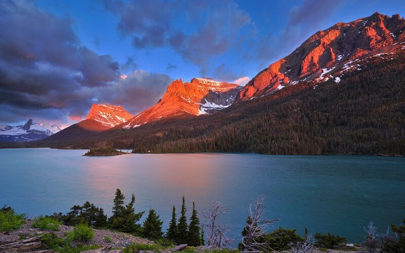 Mountain Lake at Sunset — Blue, Forest