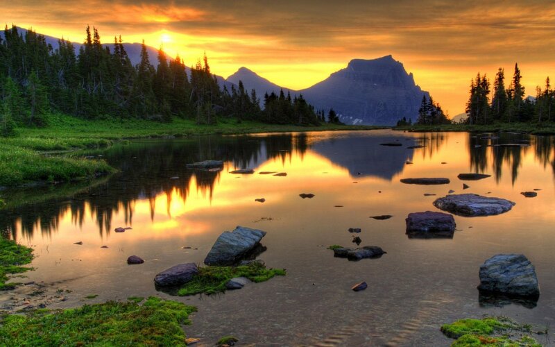Mountain Lake at Sunset — Orange, Mountains