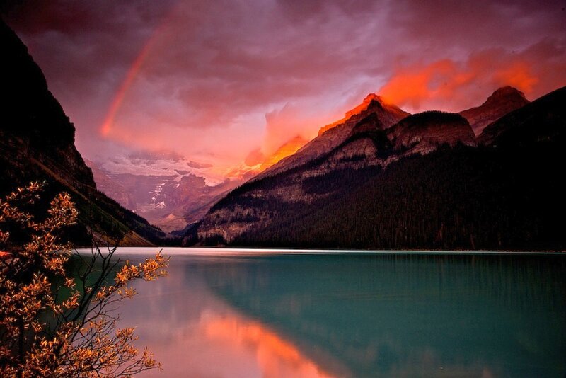 Mountain Lake at Sunset — Red, Dramatic