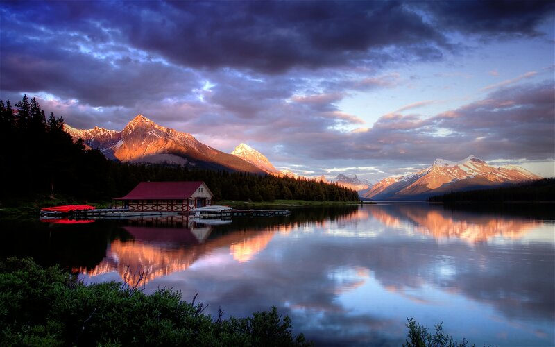 Mountain Lake Cabin — Blue