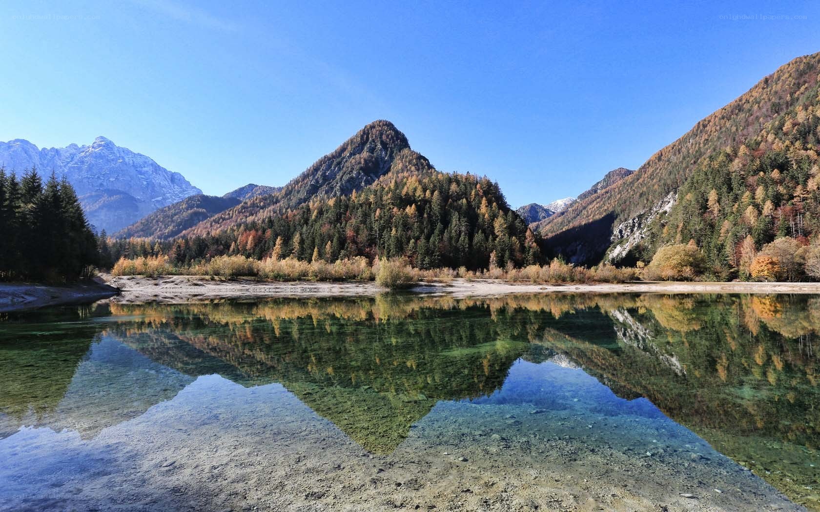 Mountain lake in autumn