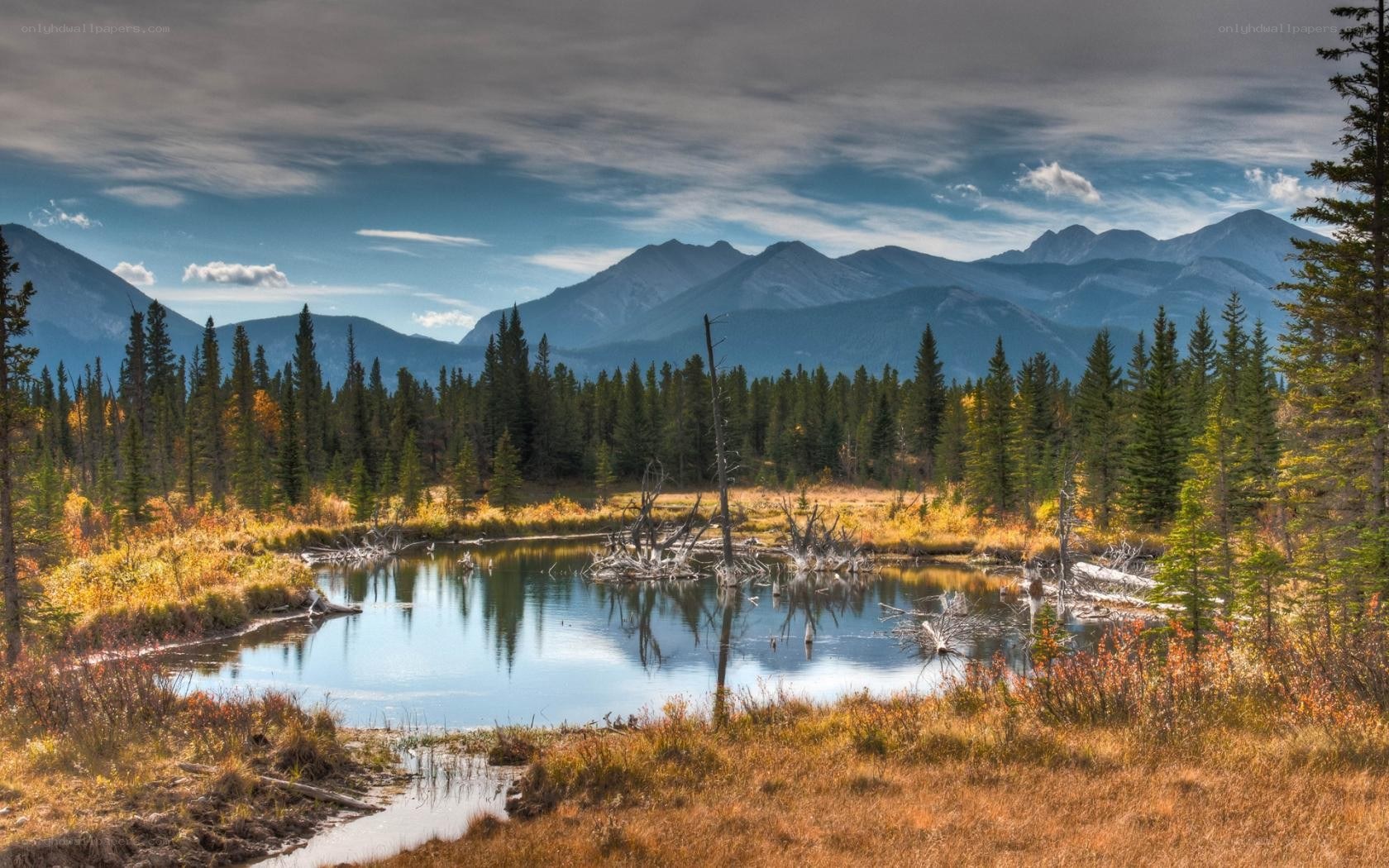 Mountain lake in autumn