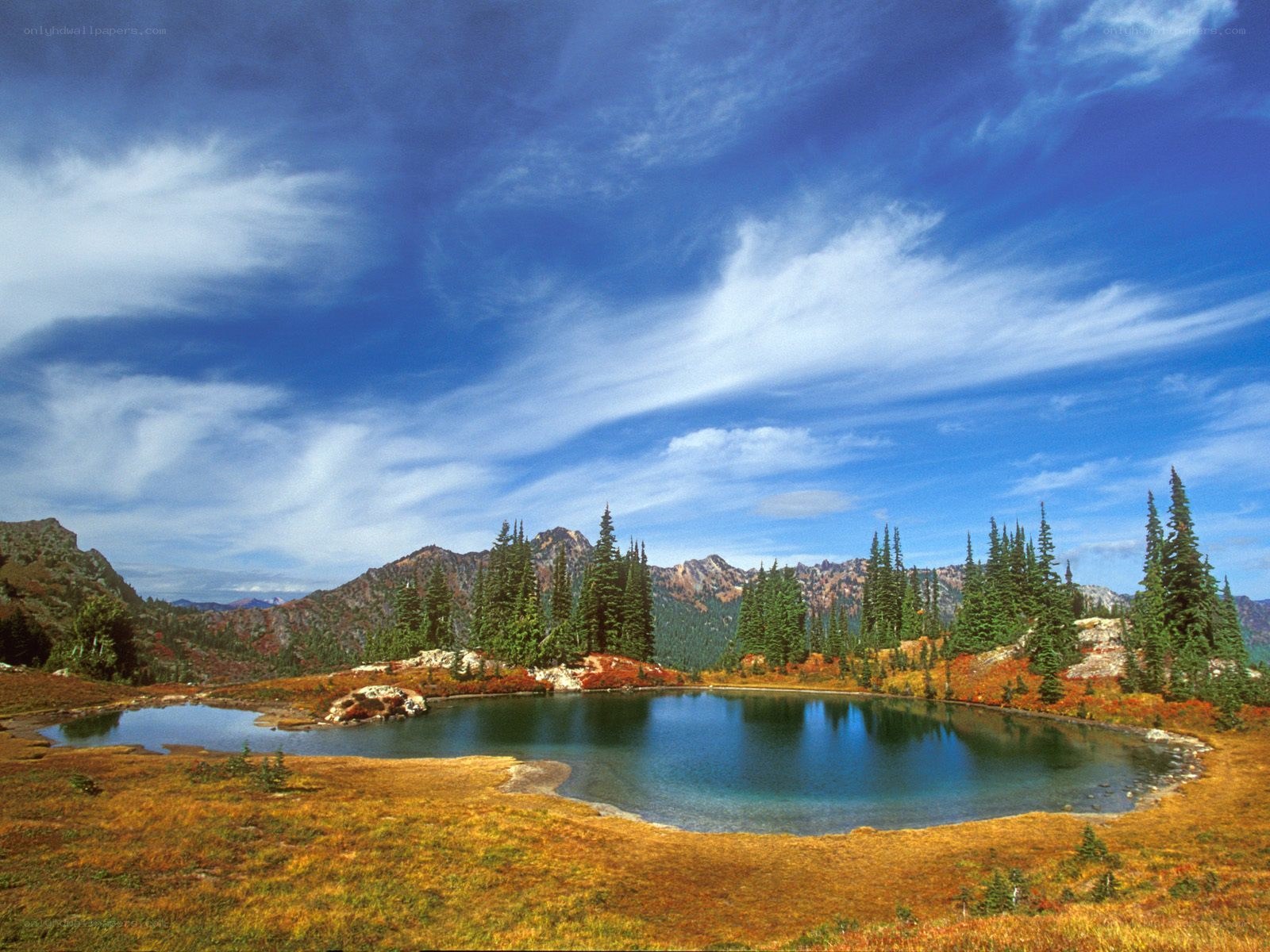 Mountain lake in autumn