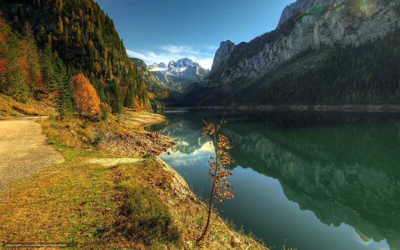 Mountain Lake in Autumn — Green, Serene, Photograph, Trees