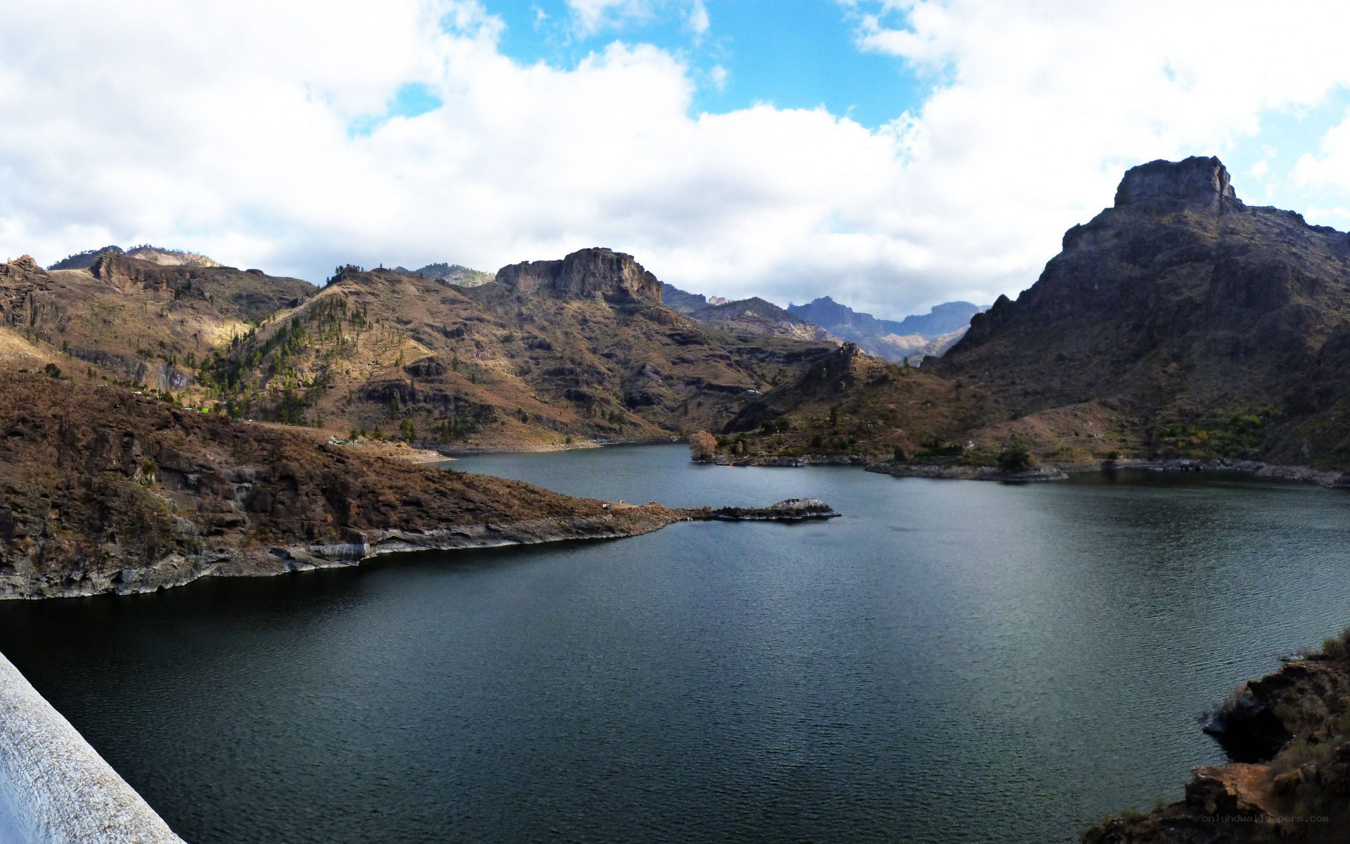 mountain lake landscape