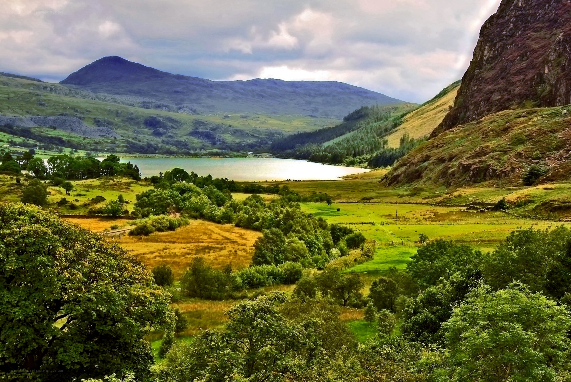 mountain lake landscape