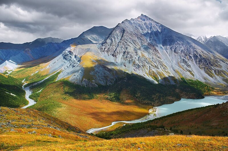 Mountain Lake Landscape — Blue, Dramatic, Autumn, Photograph, Mountains, River