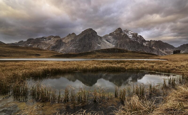 Mountain Lake Landscape — Brown, Dramatic, Autumn, Photograph, Mountains