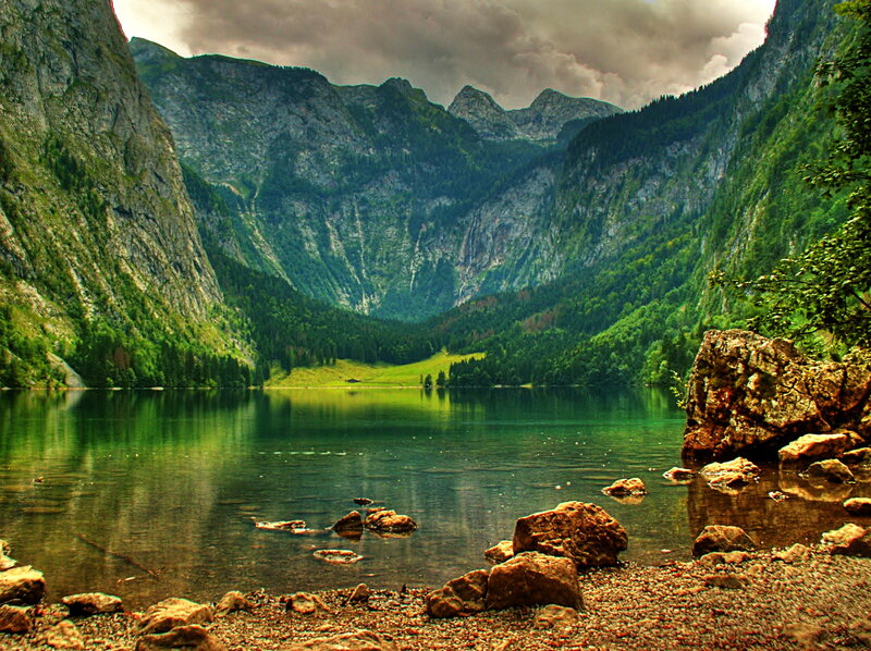 Mountain Lake Landscape — Green, Dramatic, Afternoon, Photograph, Mountains