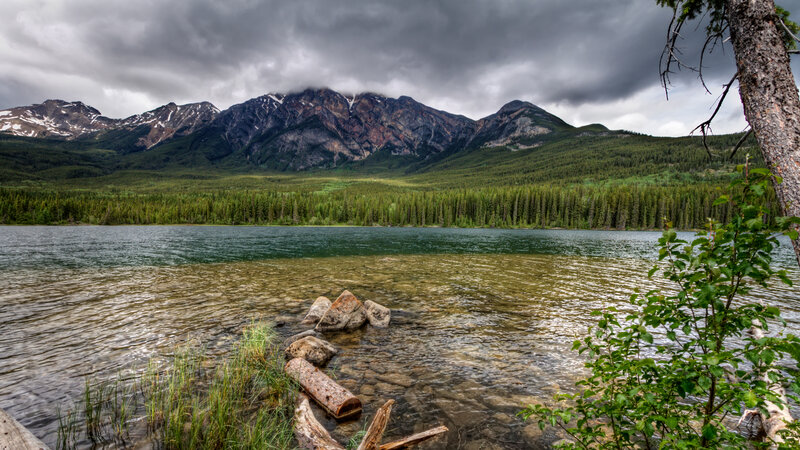 Mountain Lake Landscape — Green, Dramatic, Photograph, Mountains, Forest, Trees