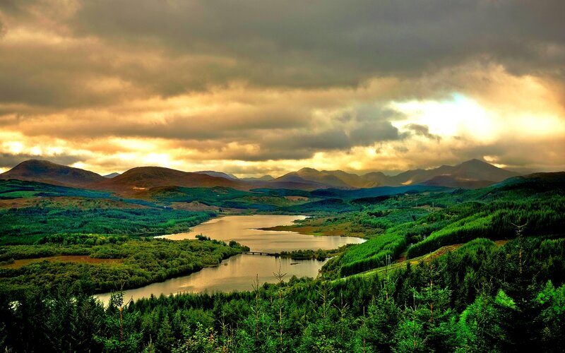 Mountain Lake Landscape — Green, Dramatic, Sunset, Photograph, Mountains, River