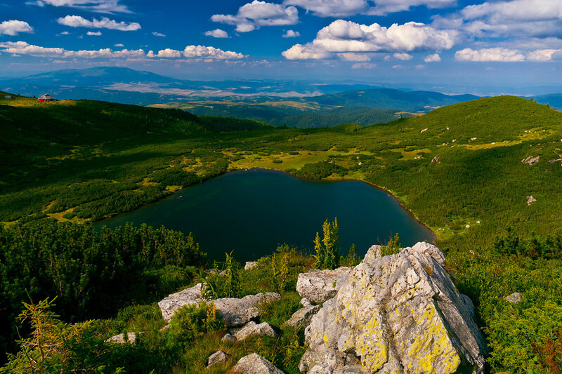 Mountain Lake Landscape — Green, Serene, Afternoon, Photograph