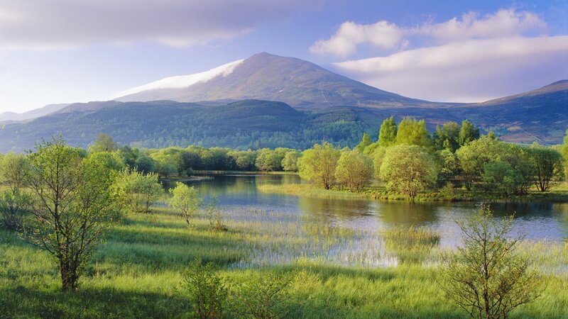 Mountain Lake Landscape — Green, Serene, Afternoon, Photograph, Trees
