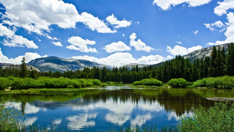 Mountain Lake Landscape — Mountains, Clouds