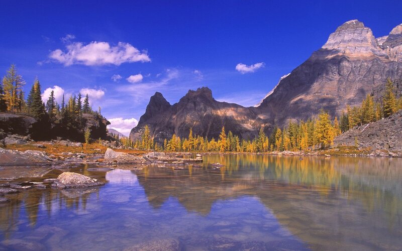 Mountain Lake Landscape — Serene, Autumn