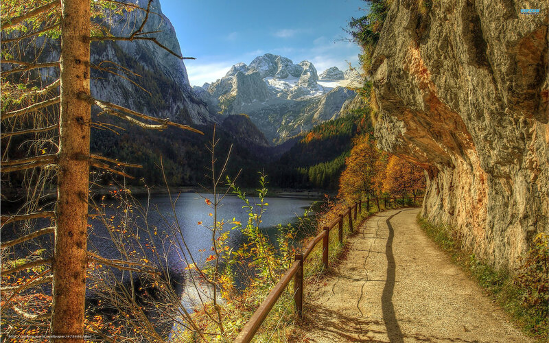 Mountain Lake Path — Blue