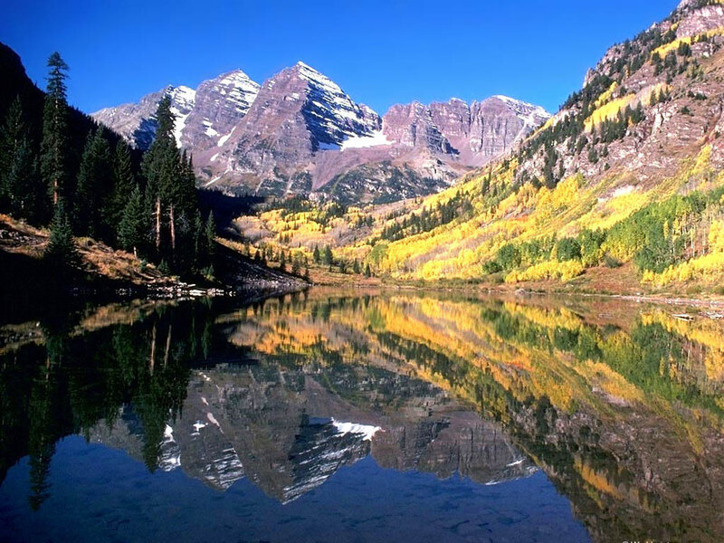 Mountain Lake Reflection — Blue, Serene